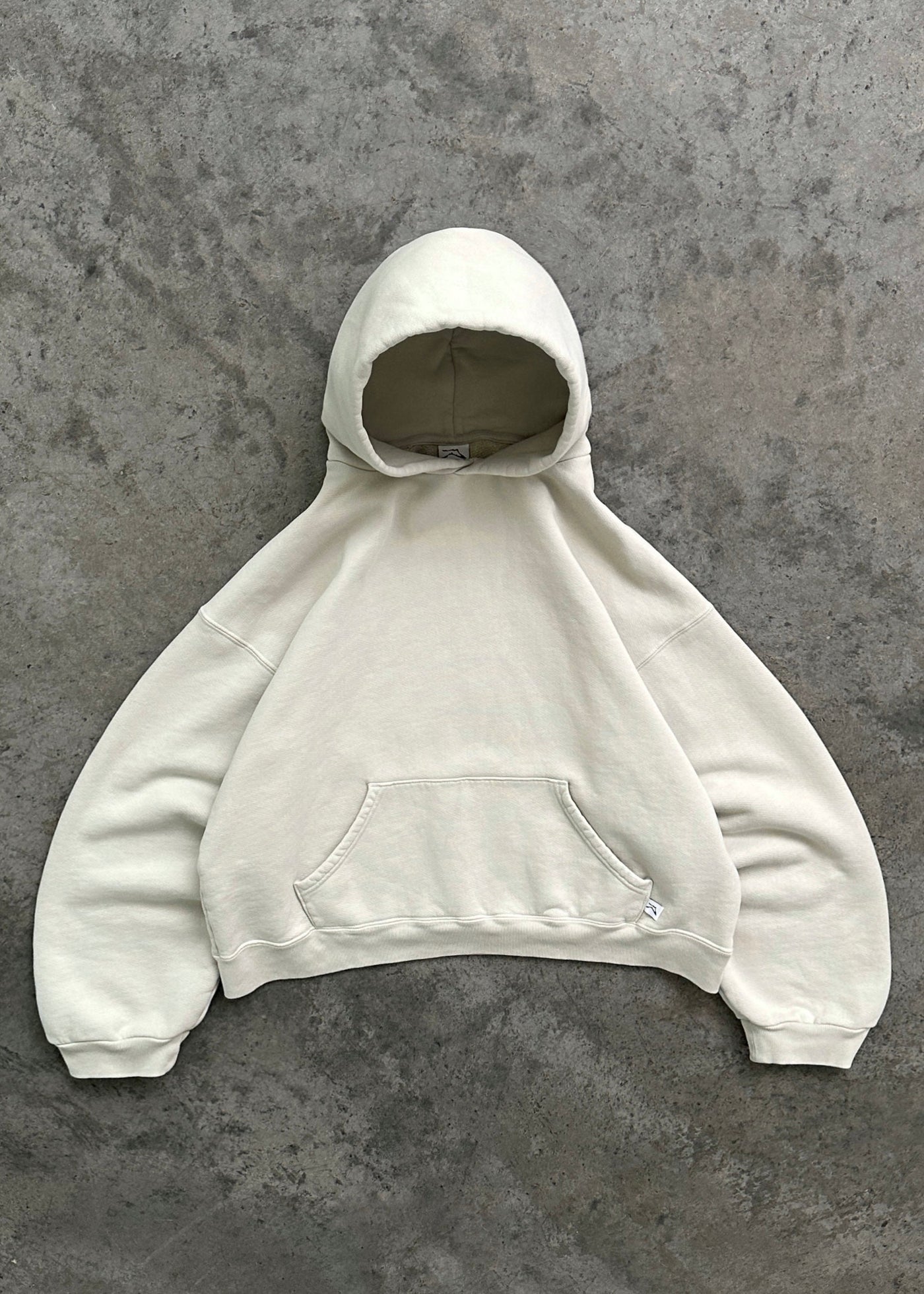 Aubrey™ - Felpa con Cappuccio Oversize Corto