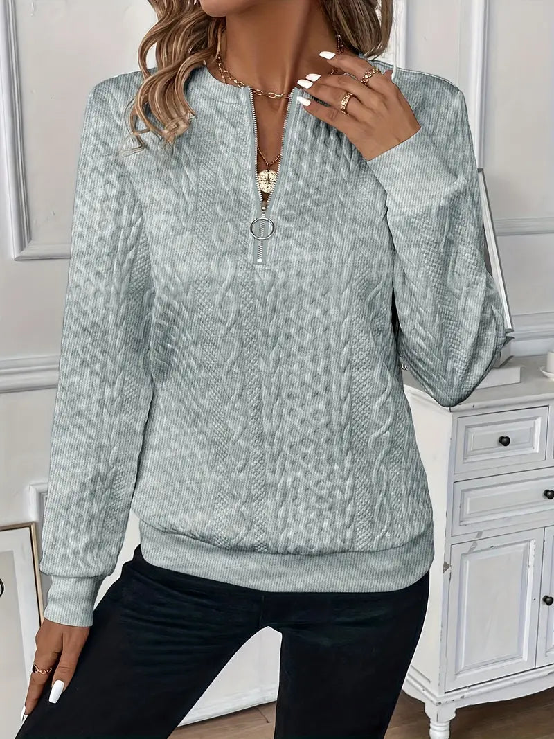 Livia™ - Maglione a Trecce con Zip Decorativa